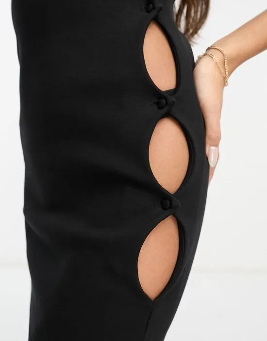 https://images.styletyx.com/images/x-molly-king-cut-out-detail-mini-dress-in-black-sndys-13439621_3.webp