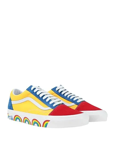 https://images.styletyx.com/images/yellow-canvas-sneakers-ua-old-skool-36-dx-vans-1640953984_2.webp