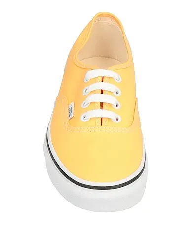 https://images.styletyx.com/images/yellow-canvas-sneakers-vans-3311176_4.webp