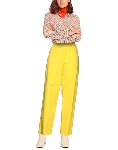 https://images.styletyx.com/images/yellow-cotton-twill-casual-pants-the-editor-1381388_2.webp