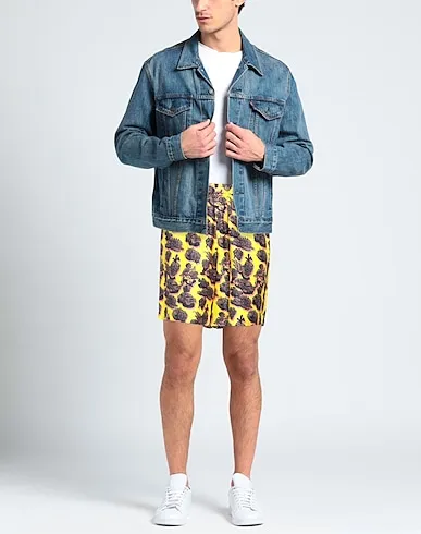 https://images.styletyx.com/images/yellow-cotton-twill-shorts-bermuda-stella-mccartney-men-13086786_2.webp