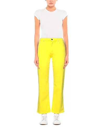 https://images.styletyx.com/images/yellow-denim-denim-pants-love-moschino-1402034_2.webp