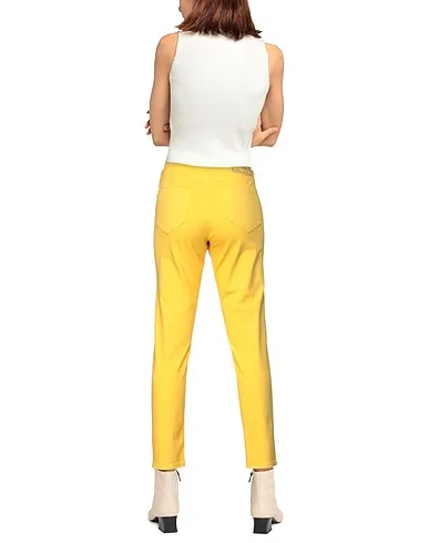 https://images.styletyx.com/images/yellow-denim-denim-pants-marani-1020290_3.webp