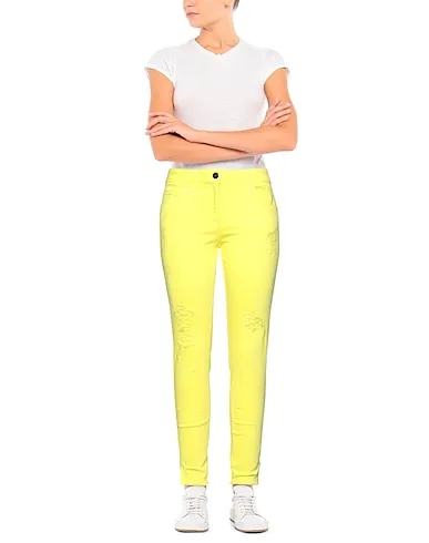 https://images.styletyx.com/images/yellow-denim-denim-pants-nenette-1629880_2.webp