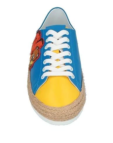 https://images.styletyx.com/images/yellow-espadrilles-love-moschino-3448394_4.webp