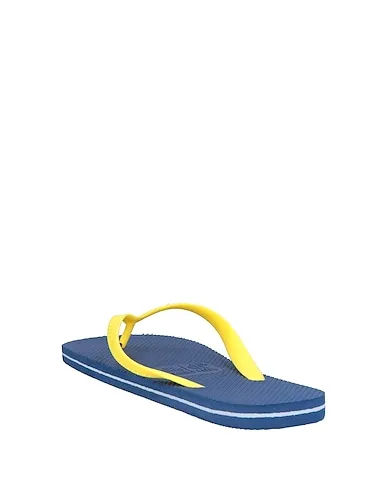 https://images.styletyx.com/images/yellow-flip-flops-philipp-plein-1315729320_3.webp