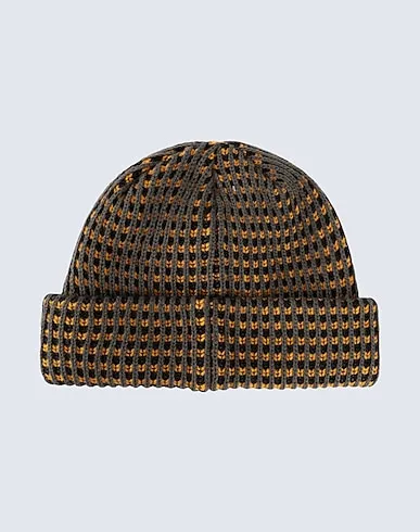 https://images.styletyx.com/images/yellow-knitted-hat-crafton-cuff-beanie-vans-2394173_2.webp