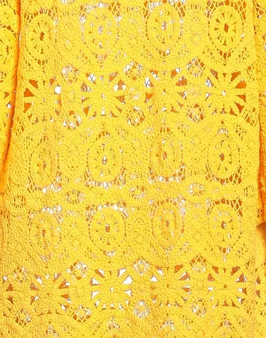https://images.styletyx.com/images/yellow-knitted-midi-dress-lfdl-13043397_4.webp