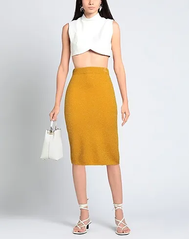 https://images.styletyx.com/images/yellow-knitted-midi-skirt-laneus-970216049_2.webp