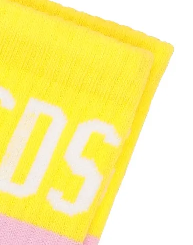 https://images.styletyx.com/images/yellow-knitted-short-socks-gcds-13313859_2.webp