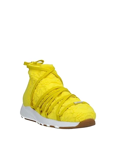 https://images.styletyx.com/images/yellow-knitted-sneakers-high-1430826_2.webp