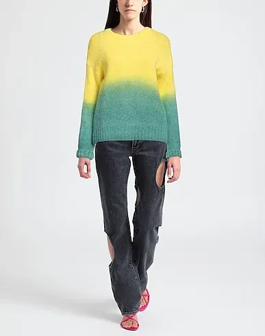 https://images.styletyx.com/images/yellow-knitted-sweater-now-1222691864_2.webp