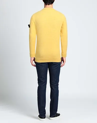 https://images.styletyx.com/images/yellow-knitted-sweater-stone-island-875637335_3.webp
