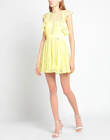 https://images.styletyx.com/images/yellow-lace-short-dress-mangano-470517653_2.webp