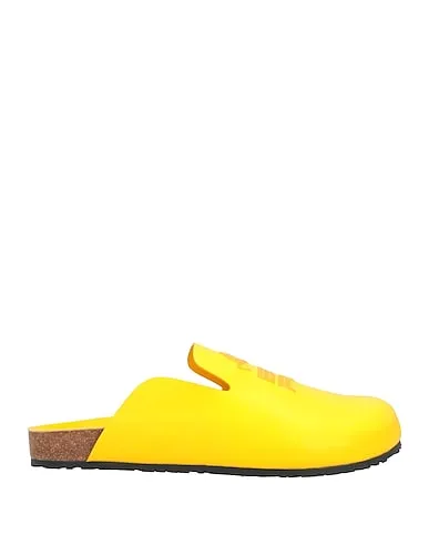 https://images.styletyx.com/images/yellow-leather-mules-and-clogs-etro-876112194_1.webp