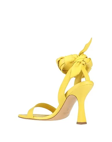 https://images.styletyx.com/images/yellow-leather-sandals-aldo-castagna-13220733_3.webp