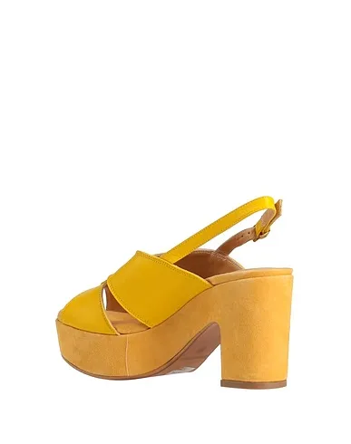 https://images.styletyx.com/images/yellow-leather-sandals-silvia-rossini-13596905_3.webp