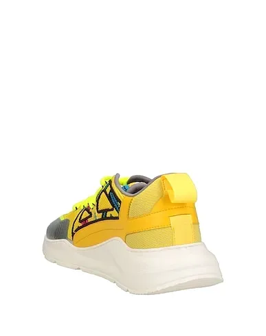 https://images.styletyx.com/images/yellow-leather-sneakers-barracuda-13363910_3.webp