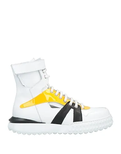 https://images.styletyx.com/images/yellow-leather-sneakers-mich-e-simon-13155808_1.webp