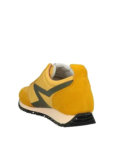 https://images.styletyx.com/images/yellow-leather-sneakers-rag-bone-711644319_3.webp