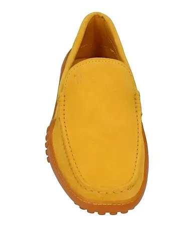 https://images.styletyx.com/images/yellow-loafers-tod-s-12951319_4.webp