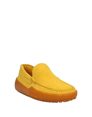 https://images.styletyx.com/images/yellow-loafers-tod-s-3167208_2.webp