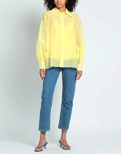https://images.styletyx.com/images/yellow-organza-solid-color-shirts-blouses-rochas-145242945_2.webp