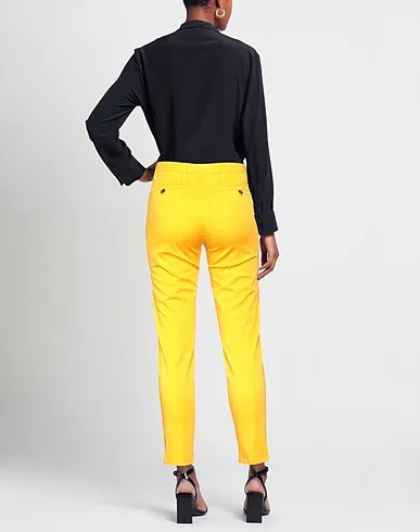 https://images.styletyx.com/images/yellow-plain-weave-casual-pants-shaft-3283860_3.webp