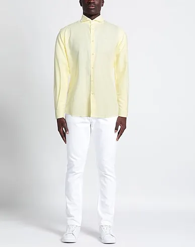 https://images.styletyx.com/images/yellow-plain-weave-linen-shirt-etro-12944970_2.webp