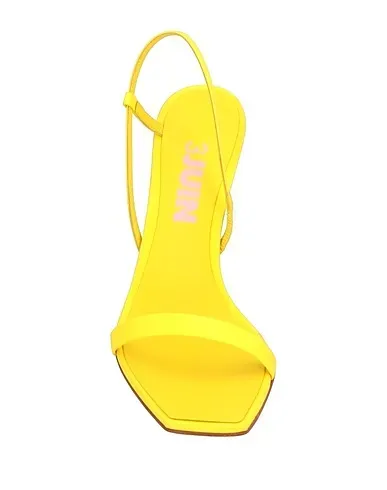 https://images.styletyx.com/images/yellow-plain-weave-sandals-3juin-3068306_4.webp