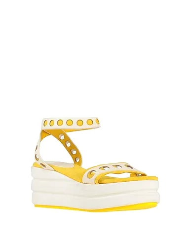 https://images.styletyx.com/images/yellow-sandals-fabi-13304228_2.webp