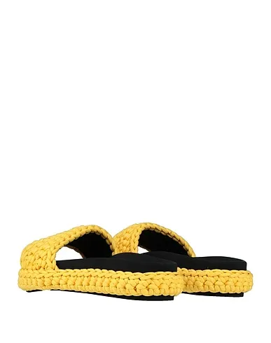 https://images.styletyx.com/images/yellow-sandals-n21-3144122_3.webp