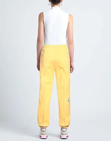 https://images.styletyx.com/images/yellow-sweatshirt-casual-pants-ader-error-13437113_3.webp