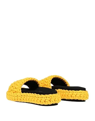 https://images.styletyx.com/images/yellow-techno-fabric-sandals-n21-3081804_3.webp