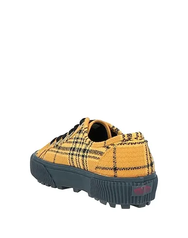 https://images.styletyx.com/images/yellow-tweed-sneakers-vans-873824180_3.webp