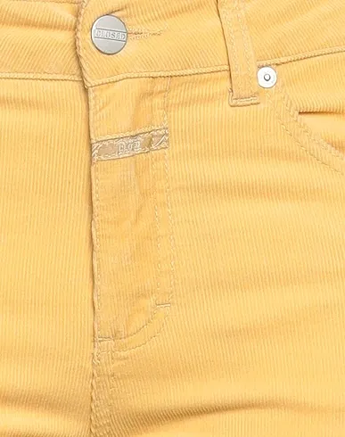 https://images.styletyx.com/images/yellow-velvet-casual-pants-closed-999681075_4.webp